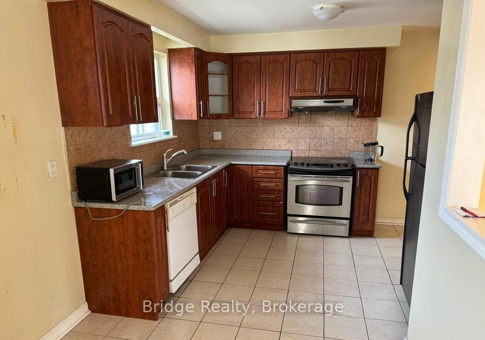 7075-magic-court-mississauga-ontario-w12620490