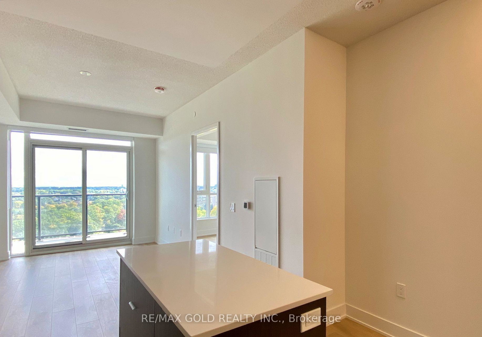202-burnhamthorpe-road-e-mississauga-ontario-w12627002