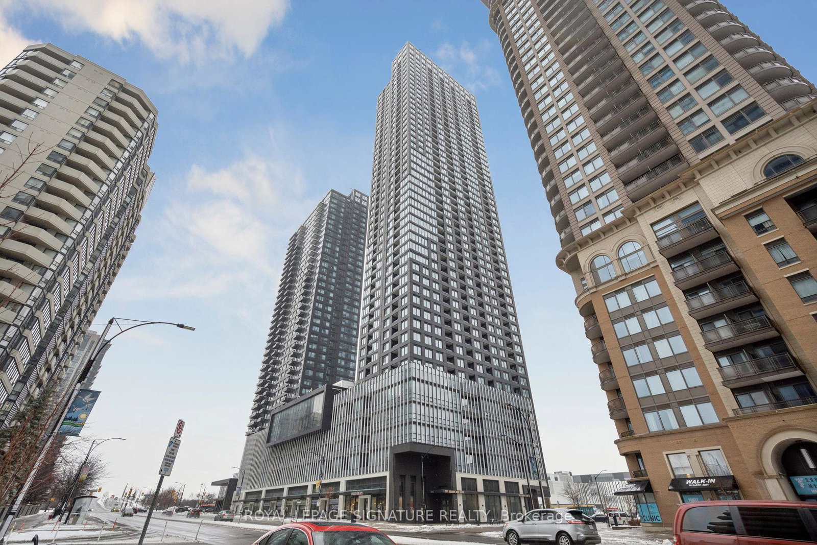 395-square-one-drive-mississauga-ontario-w12627098
