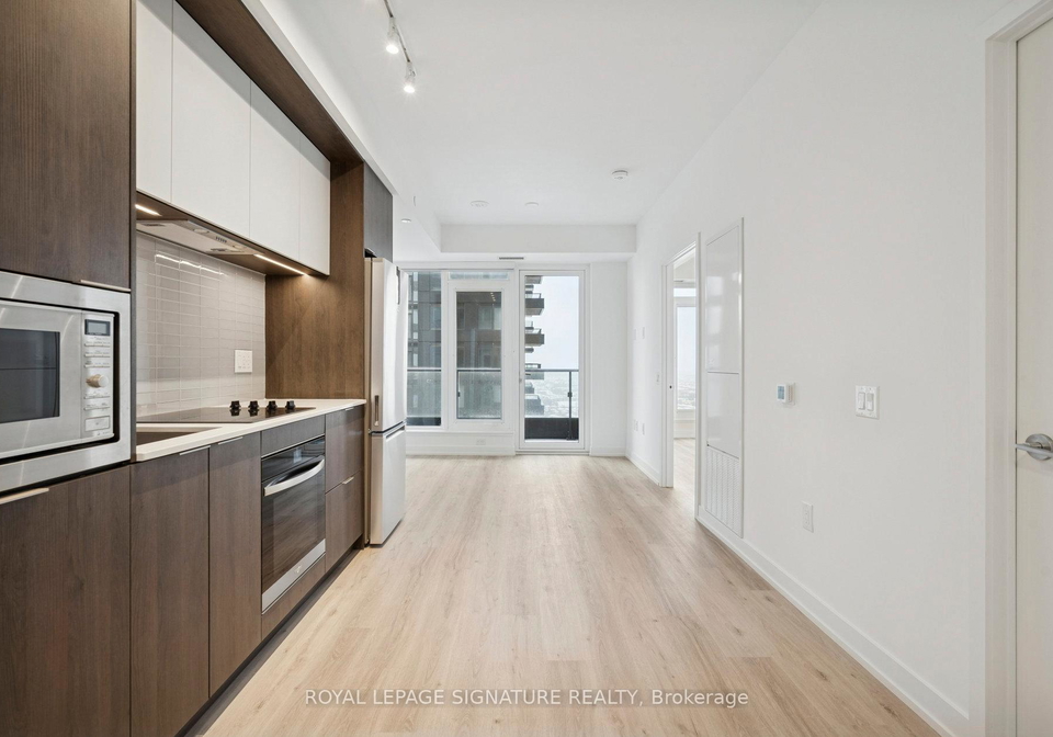 395-square-one-drive-mississauga-ontario-w12627098