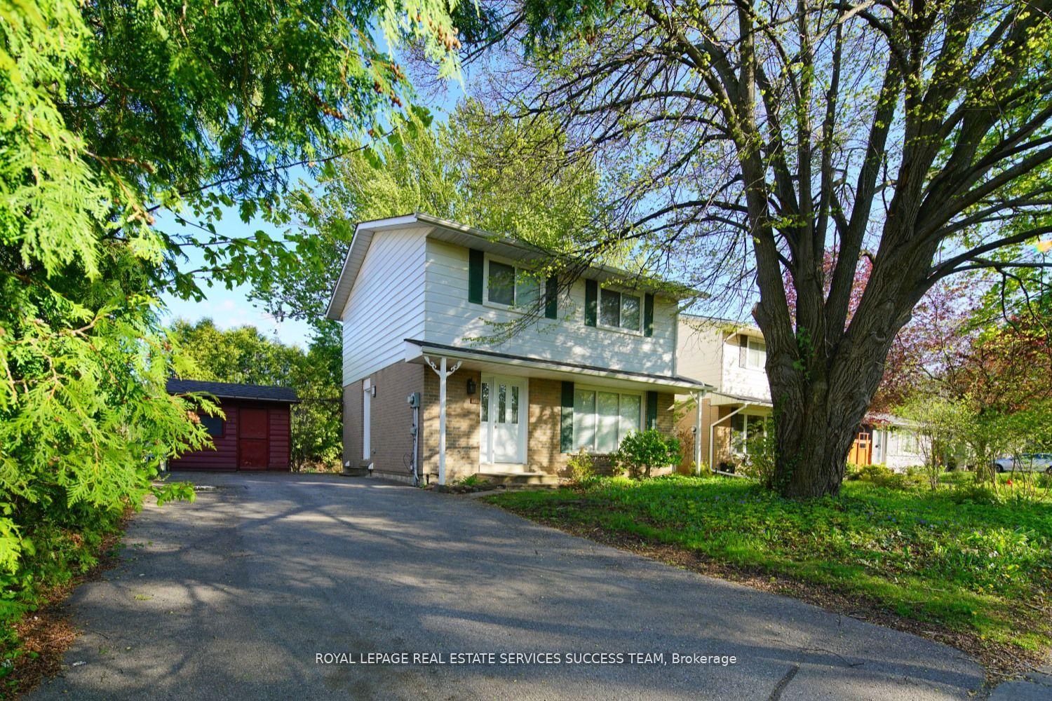 1355-odessa-crescent-oakville-ontario-w12627208