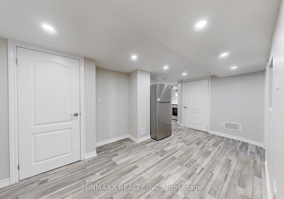 1264-clifford-point-milton-ontario-w12627262