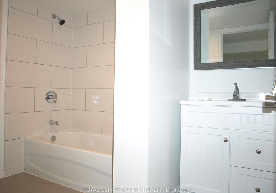 21-humheller-road-etobicoke-ontario-w12627362