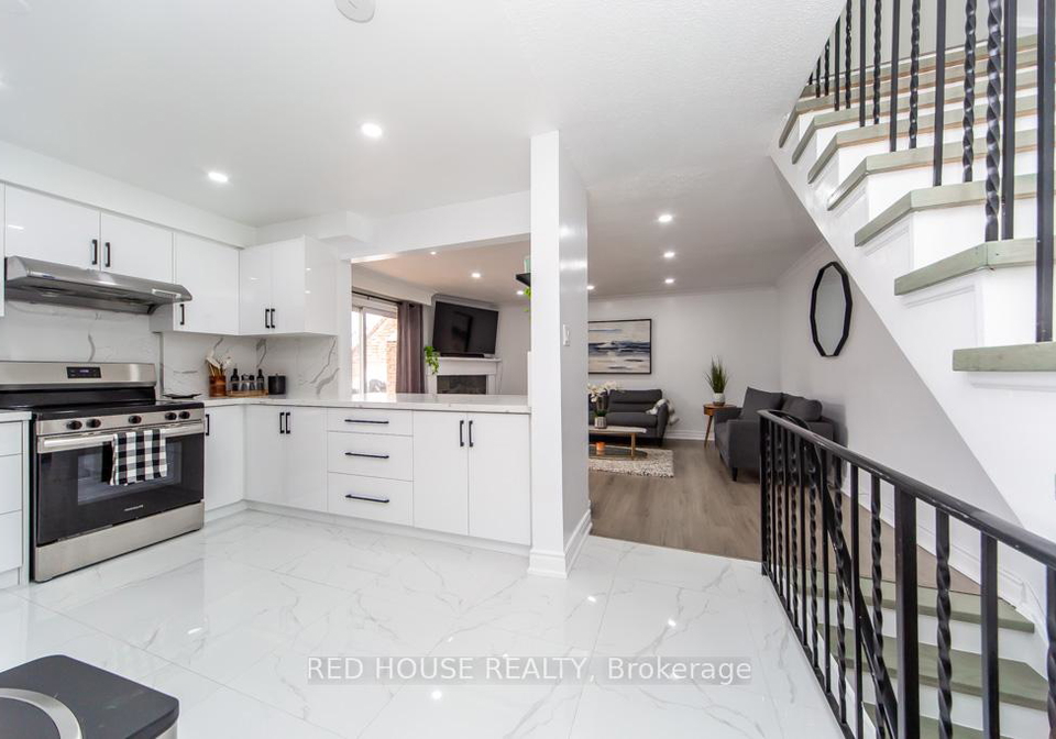 87-irwin-road-etobicoke-ontario-w12627494