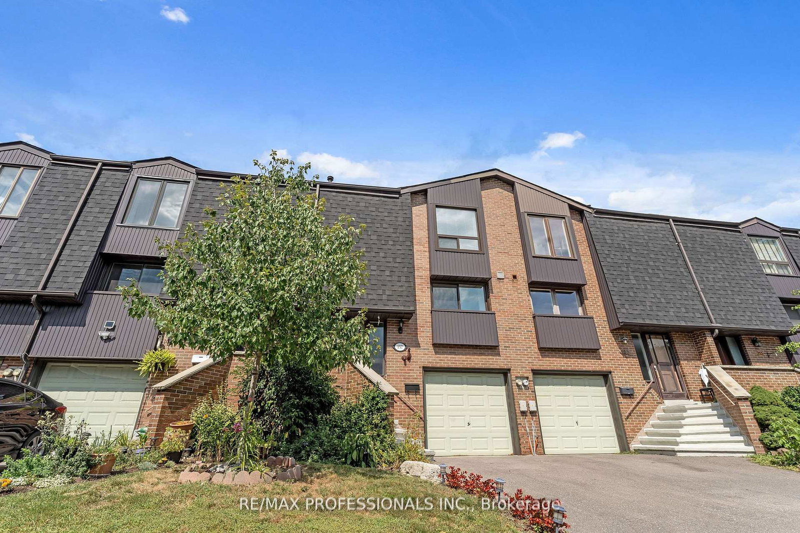 157-maple-branch-path-etobicoke-ontario-w12627966