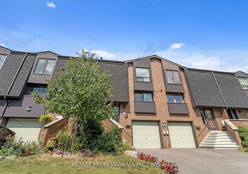 157-maple-branch-path-etobicoke-ontario-w12627966