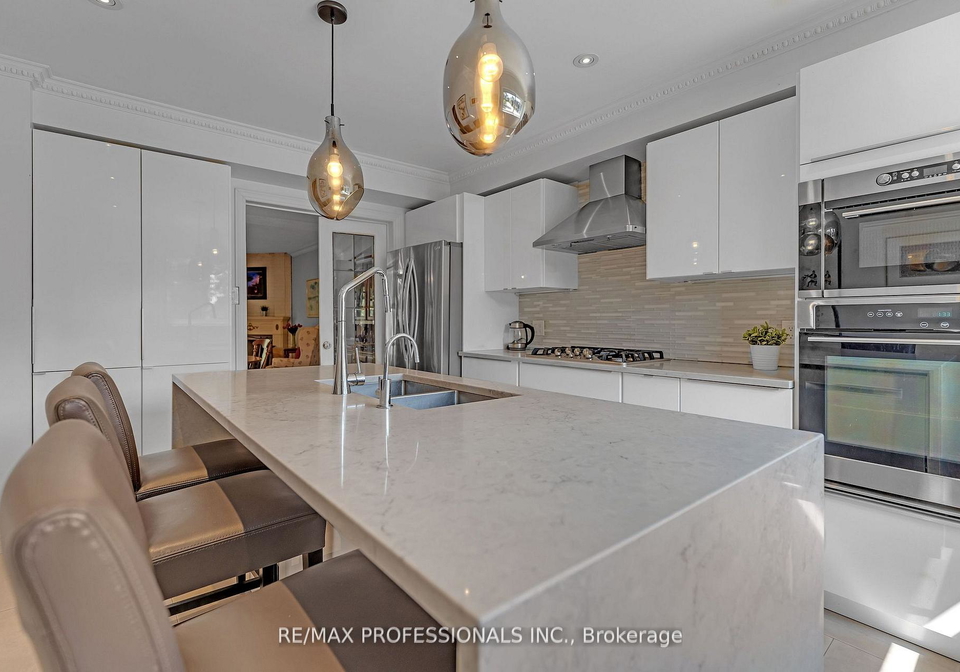 157-maple-branch-path-etobicoke-ontario-w12627966