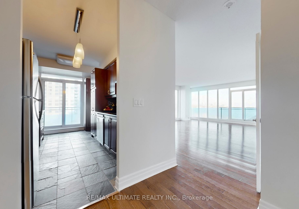 2119-lakeshore-boulevard-etobicoke-ontario-w12628528