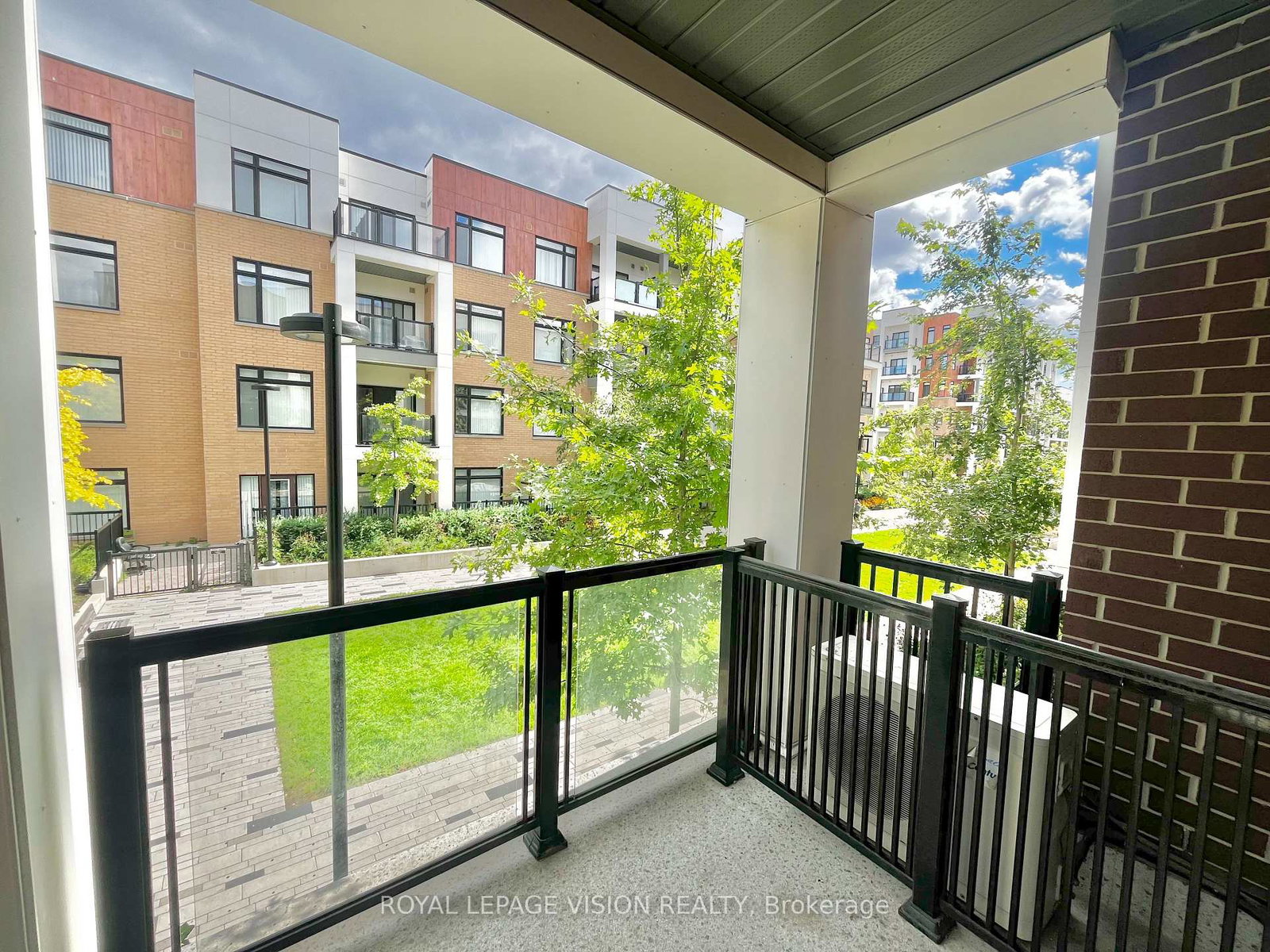 130-canon-jackson-drive-north-york-ontario-w12628824