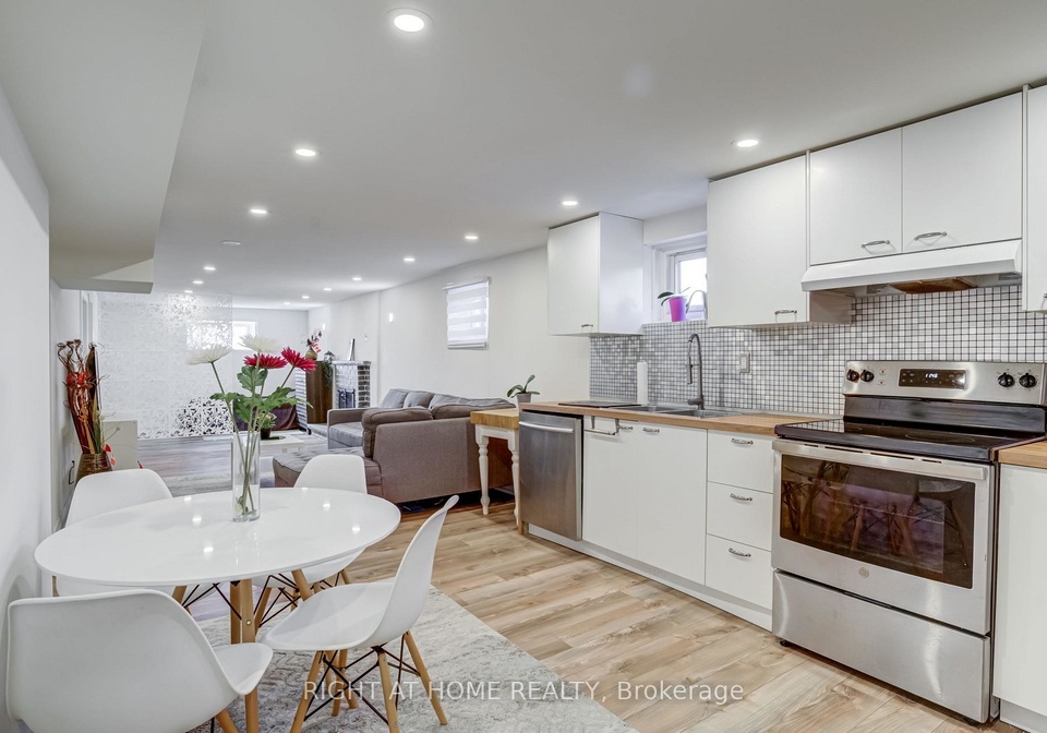 484-kelvedon-mews-mississauga-ontario-w12628886