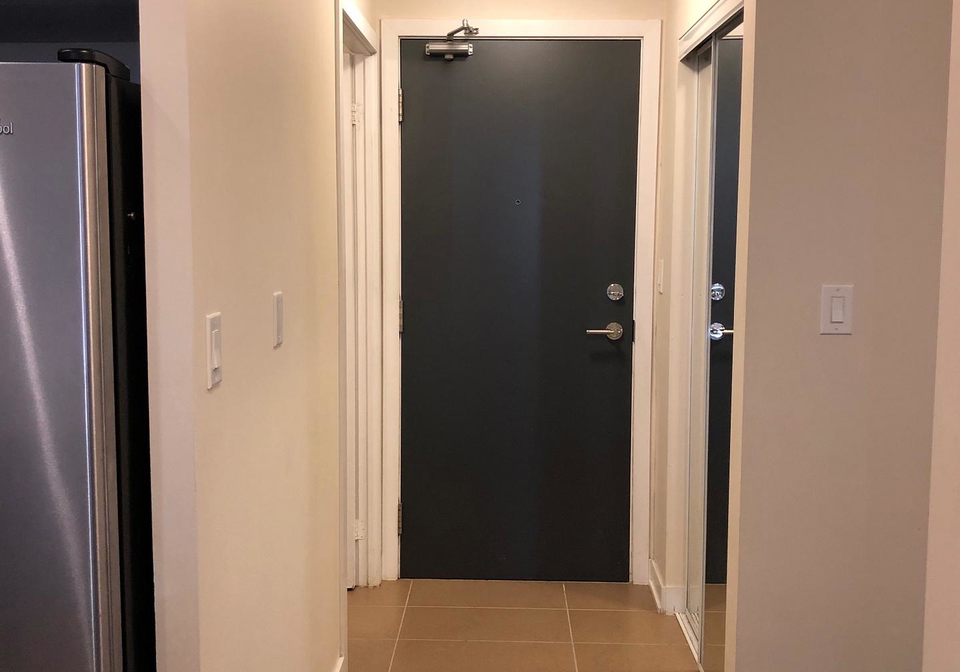 4070-confederation-parkway-mississauga-ontario-w12629056
