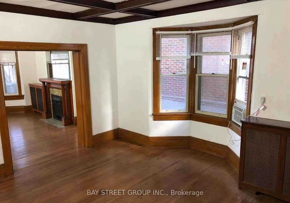 440-delaware-avenue-toronto-ontario-w12629172
