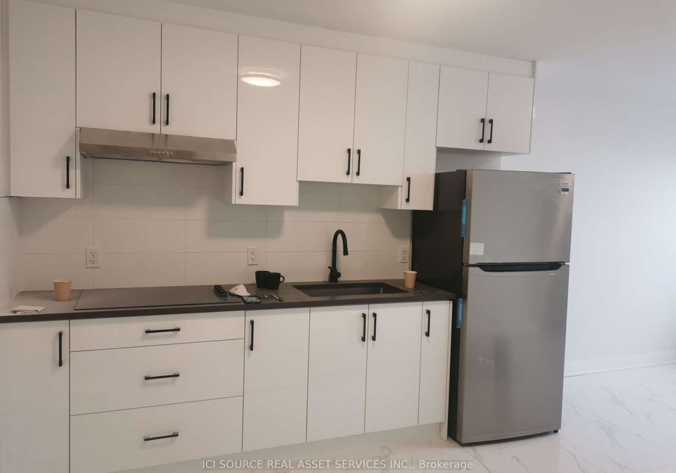 2135-jane-street-york-ontario-w12629220