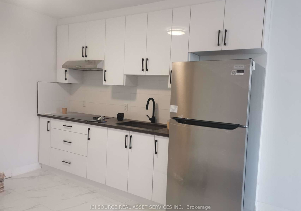 2135-jane-street-york-ontario-w12629220