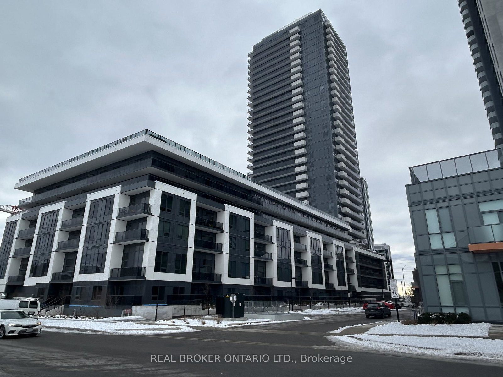 5105-hurontario-street-mississauga-ontario-w12629270