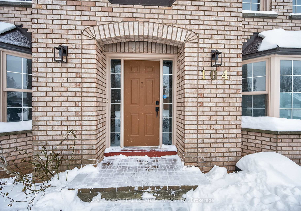 104-inverhuron-trail-oakville-ontario-w12629394