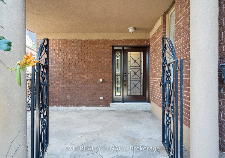 6-muir-avenue-york-ontario-w12629424