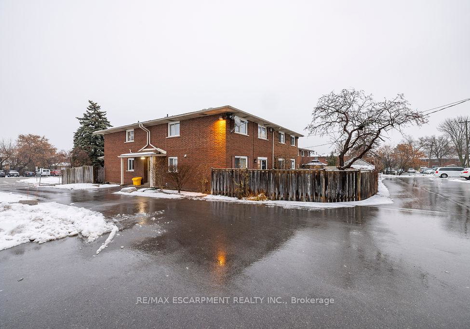 2079-meadowbrook-road-burlington-ontario-w12629638