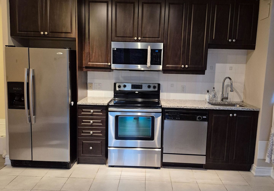 1135-royal-york-road-etobicoke-ontario-w12629648