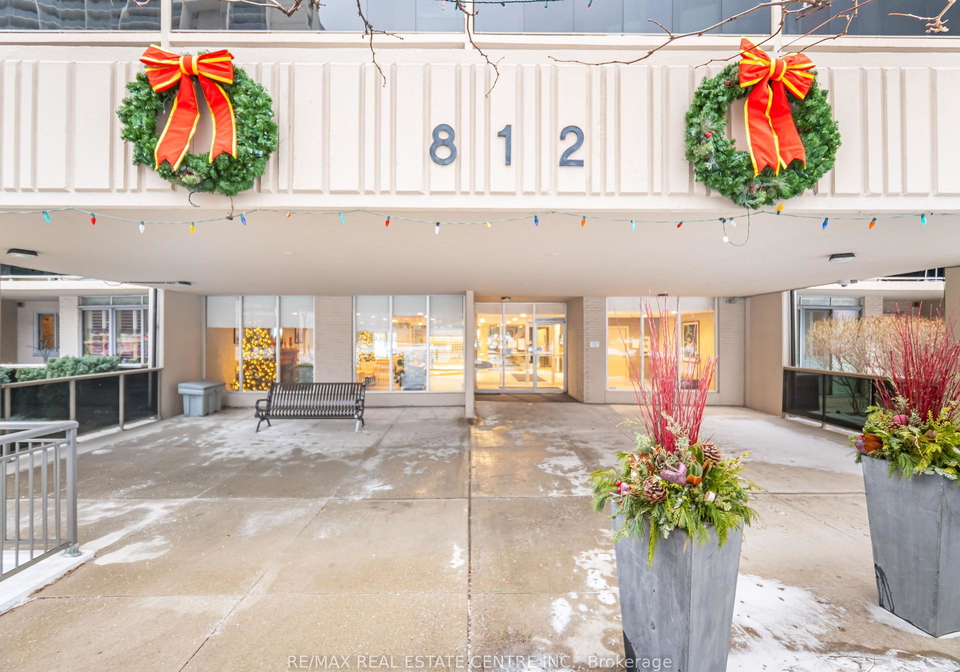 812-burnhamthorpe-road-w-etobicoke-ontario-w12629772
