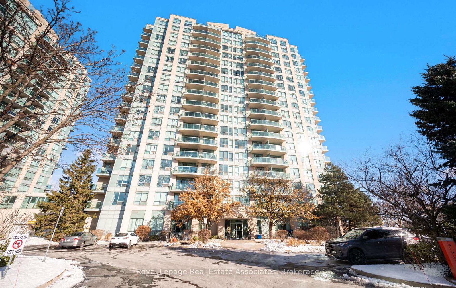 2545-erin-centre-boulevard-mississauga-ontario-w12629940