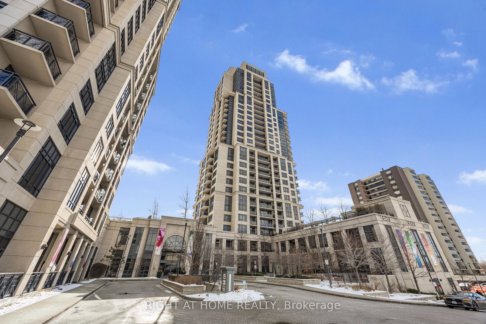 6-eva-road-etobicoke-ontario-w12629990