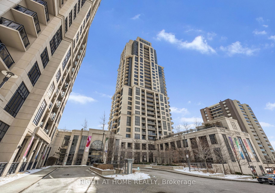 6-eva-road-etobicoke-ontario-w12629990