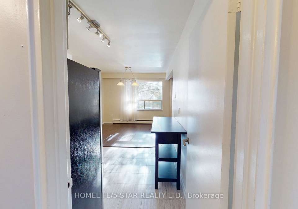 52-waniska-avenue-etobicoke-ontario-w12630276