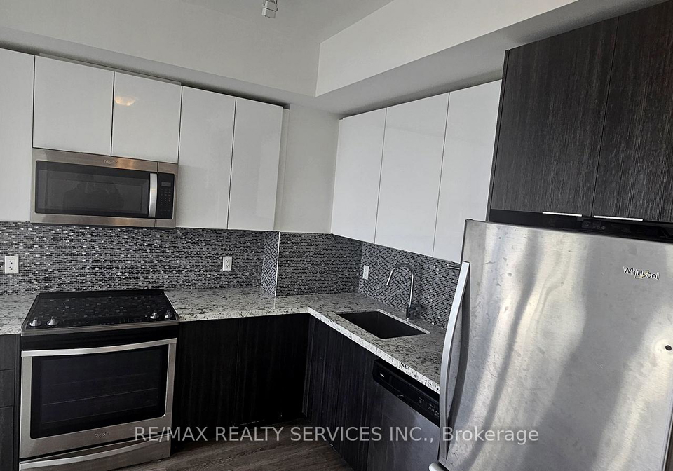 20-shore-breeze-drive-etobicoke-ontario-w12630580