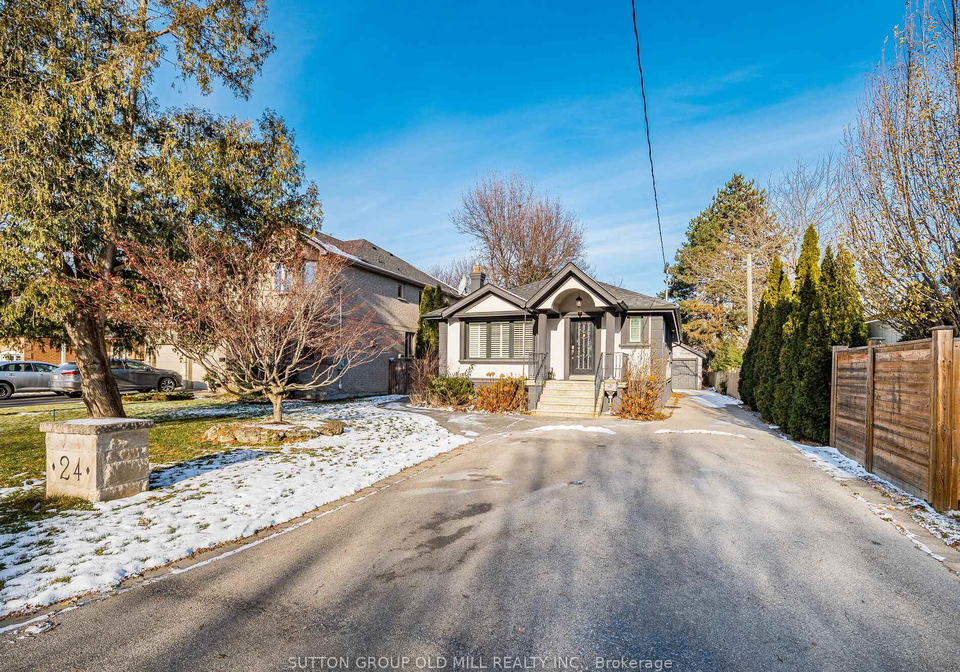 24-cowley-avenue-etobicoke-ontario-w12630648
