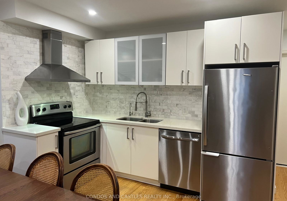 203-fern-avenue-toronto-ontario-w12630708