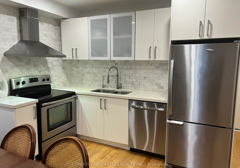 203-fern-avenue-toronto-ontario-w12630708
