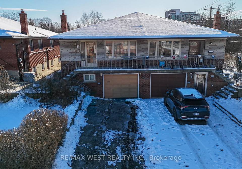 3-lakeland-drive-etobicoke-ontario-w12630998