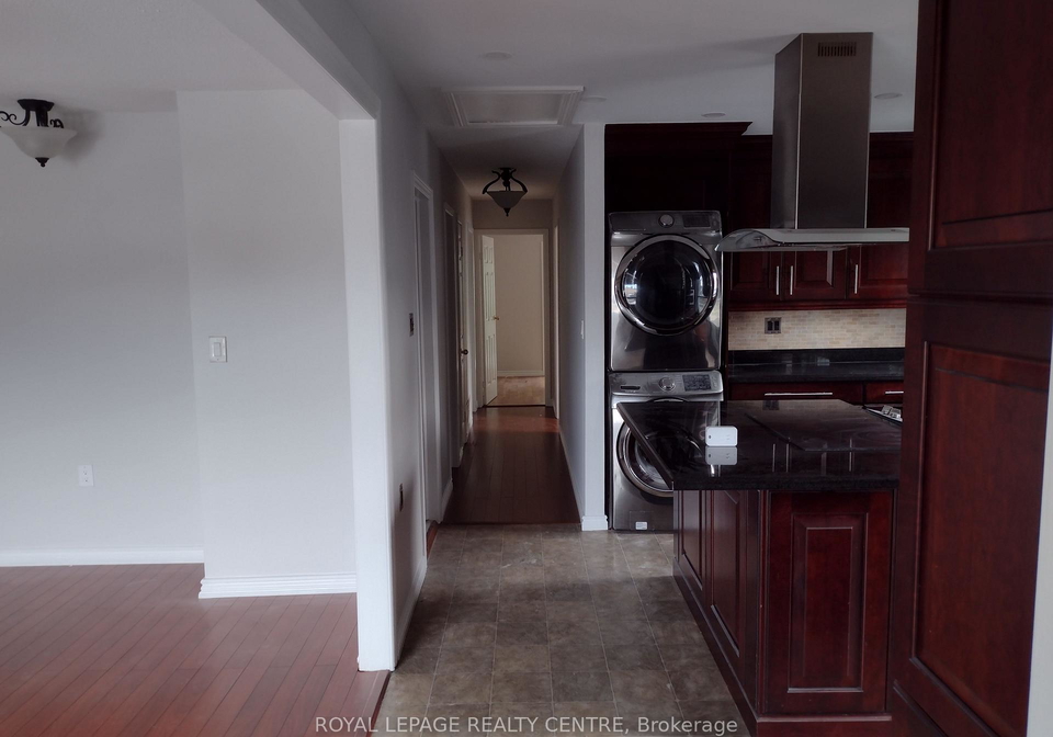 3-salisbury-circle-brampton-ontario-w12631190