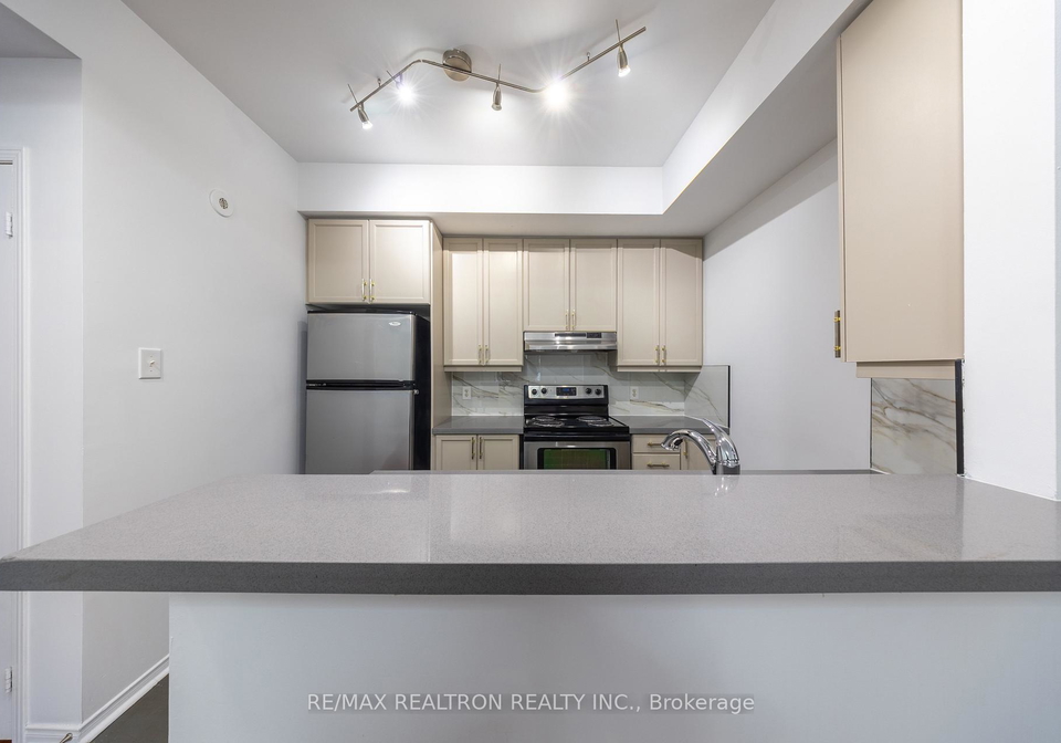 5035-oscar-peterson-boulevard-mississauga-ontario-w12631348