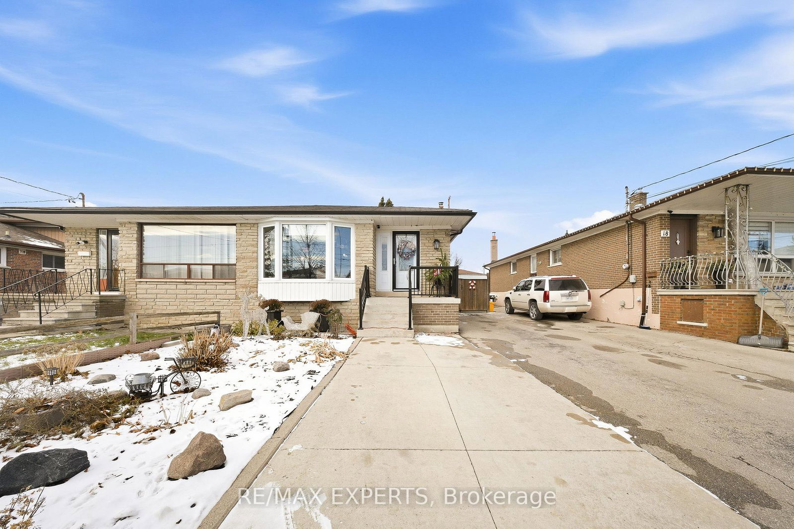 16-navenby-crescent-york-ontario-w12631410