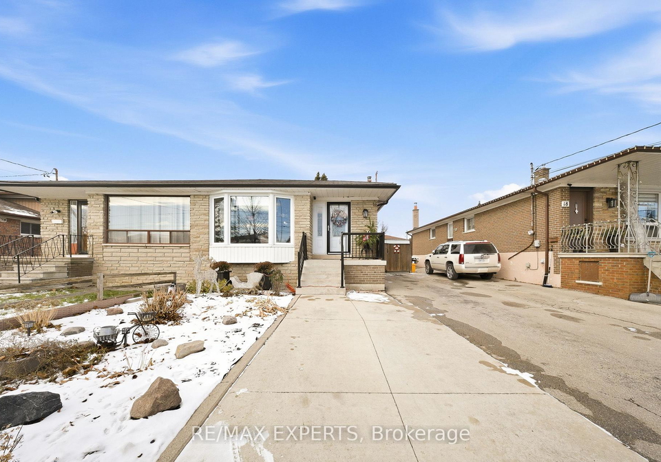 16-navenby-crescent-york-ontario-w12631410