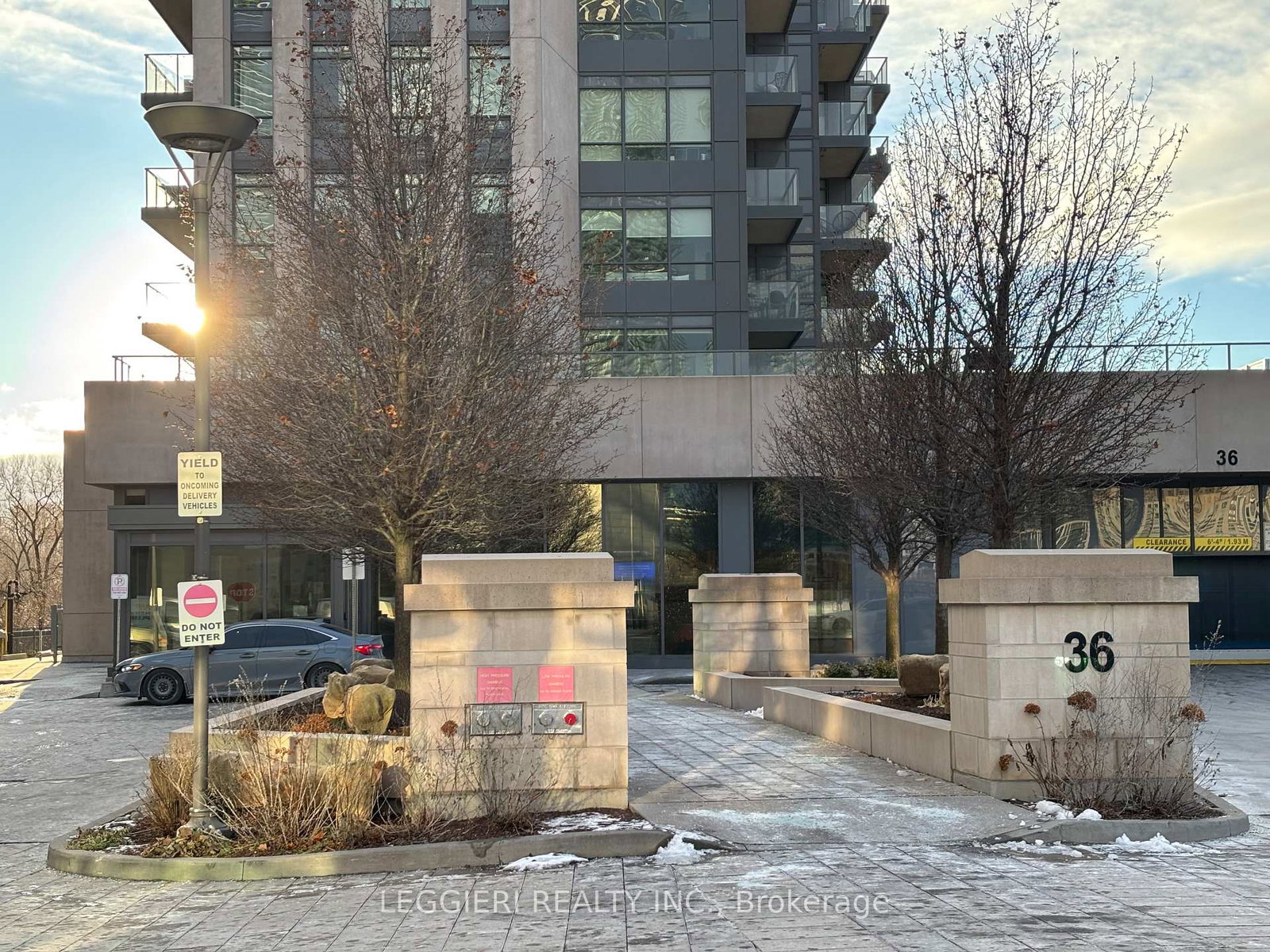 36-park-lawn-road-etobicoke-ontario-w12631508
