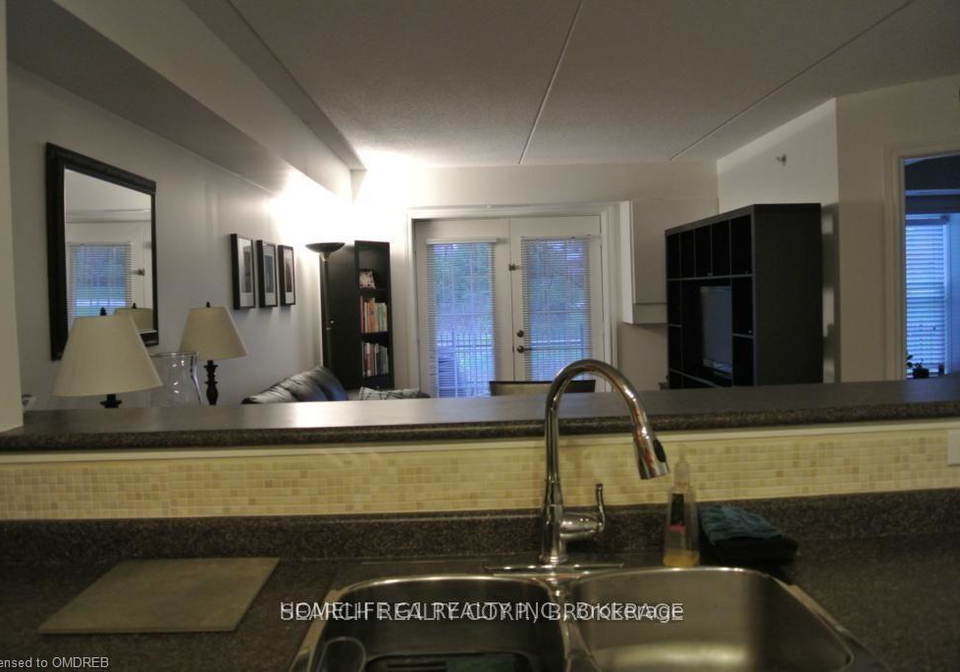 1490-bishops-gate-oakville-ontario-w12632078