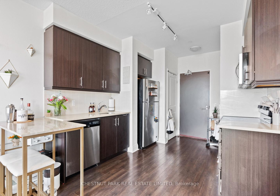 17-zorra-street-etobicoke-ontario-w12632172