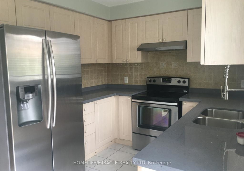 581-garden-walk-mississauga-ontario-w12632270