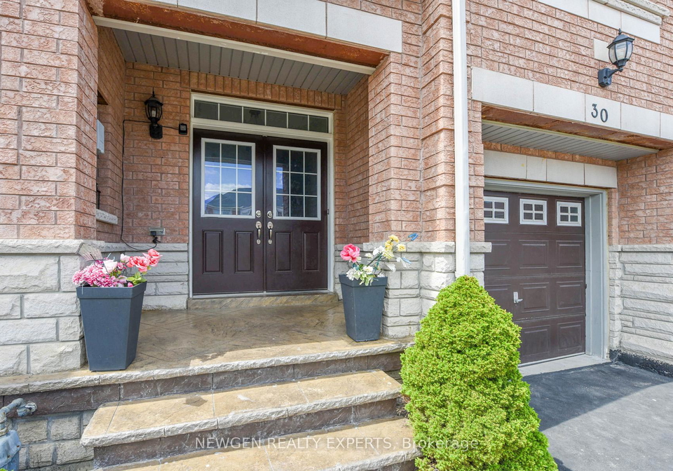 30-lorenzo-circle-brampton-ontario-w12632300