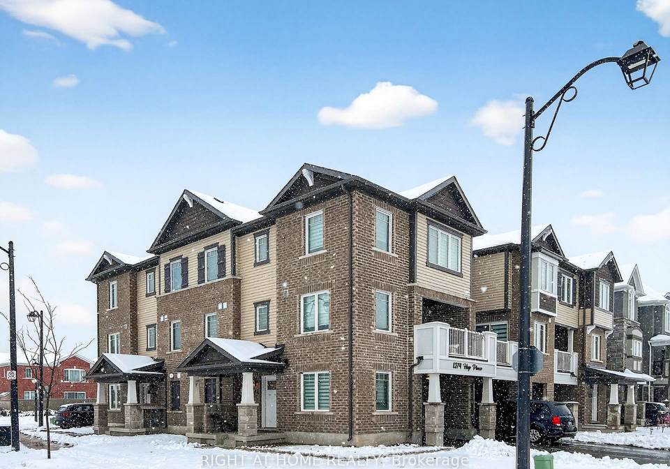 1274-hop-place-milton-ontario-w12632526