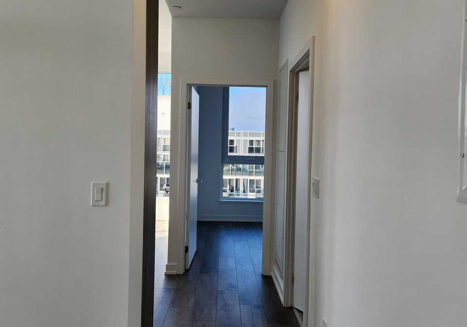 1007-the-queensway-etobicoke-ontario-w12632608
