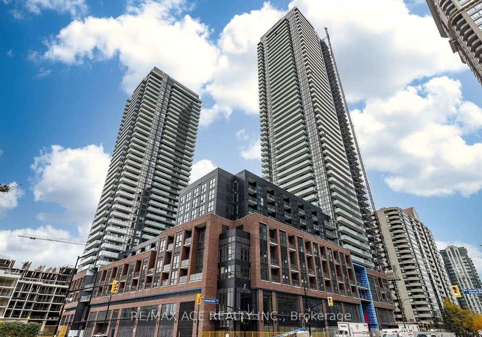 430-square-one-drive-mississauga-ontario-w12632672