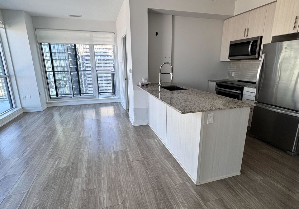 4055-parkside-village-drive-mississauga-ontario-w12633098