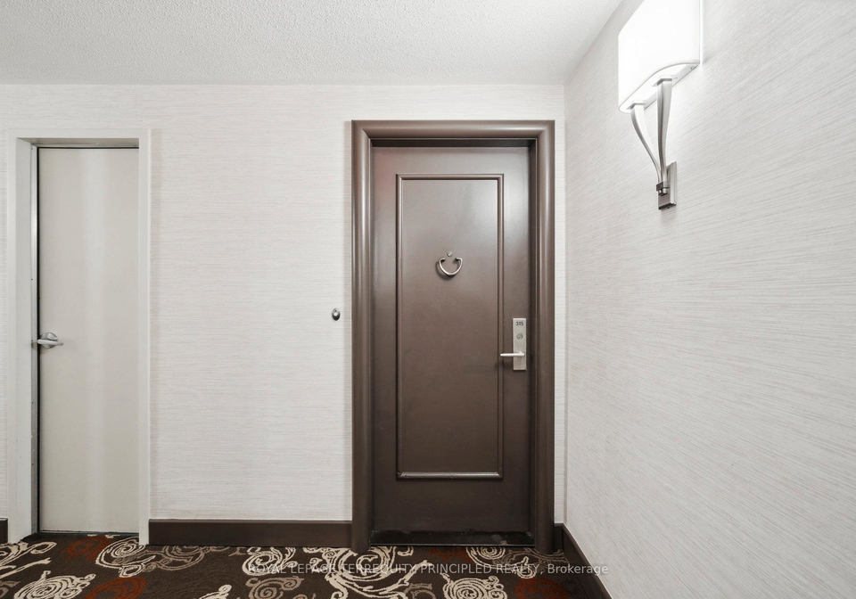 1400-dixie-road-mississauga-ontario-w12633258