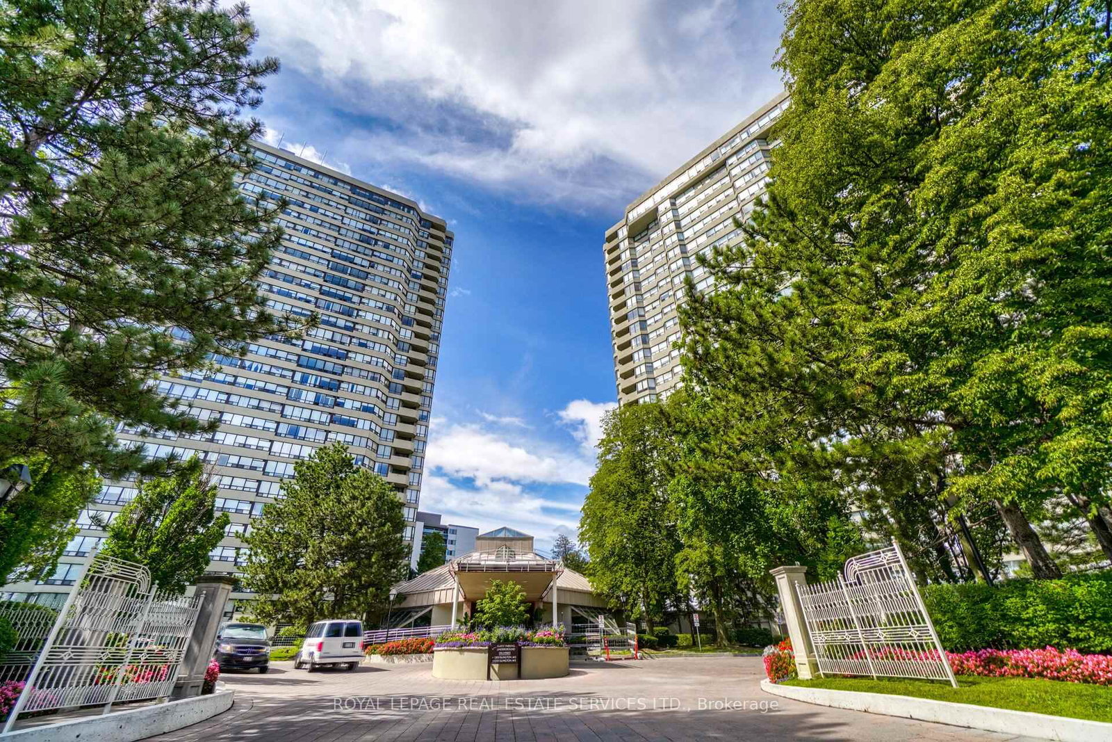 1300-islington-avenue-etobicoke-ontario-w12633850