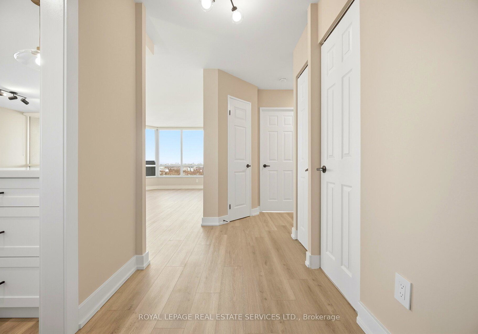 1300-islington-avenue-etobicoke-ontario-w12633850