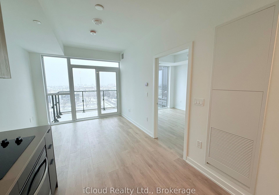 1037-the-queensway-etobicoke-ontario-w12634034